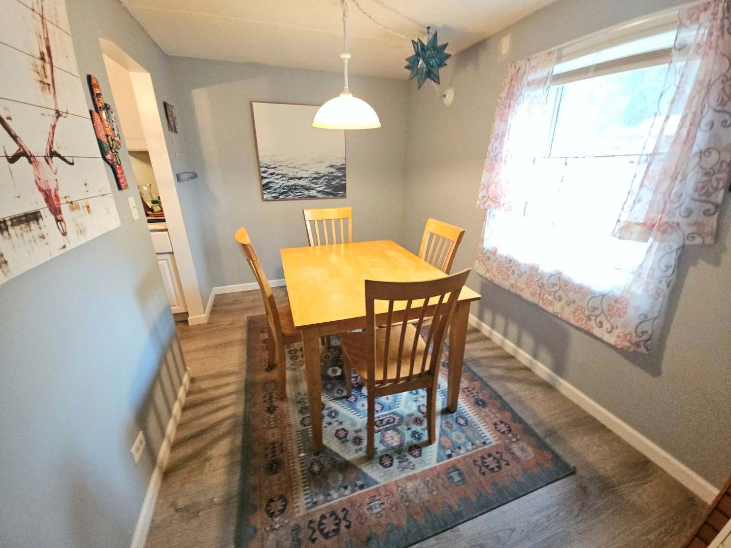 Property Photo: 855 Village Quarter Road C IL 60118
