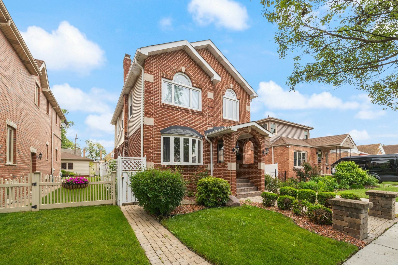 5605 S Nordica Avenue  Chicago IL 60638 photo