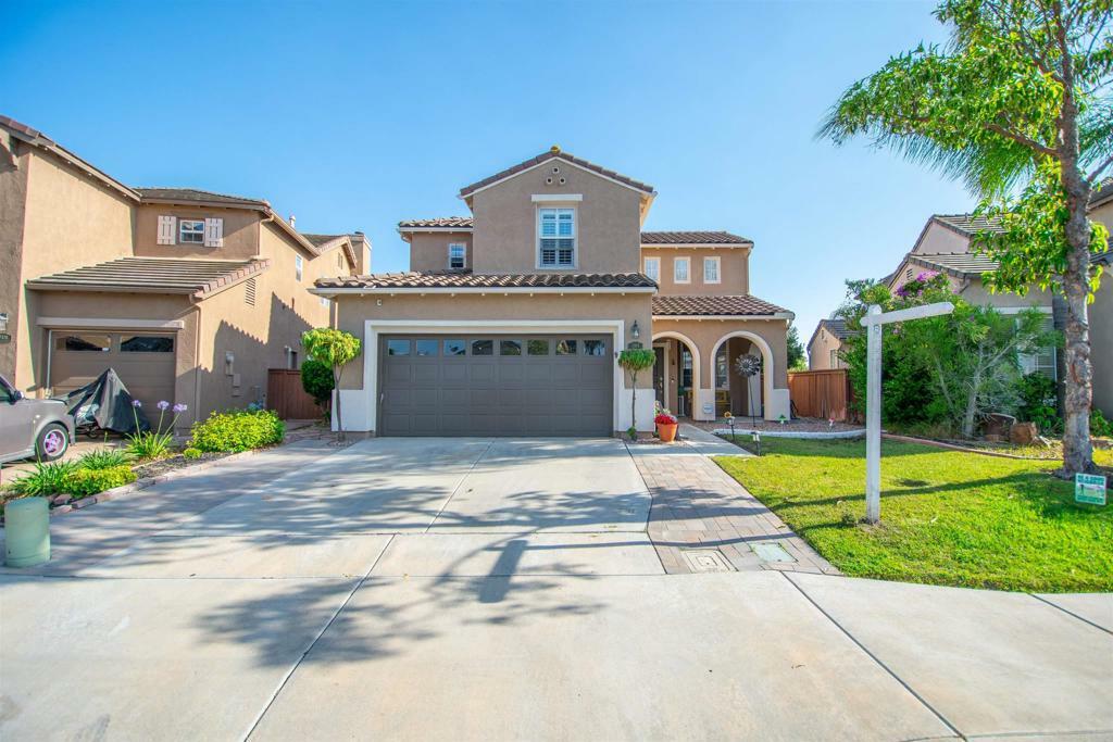 Property Photo: 2414 Falcon Valley Drive CA 91914