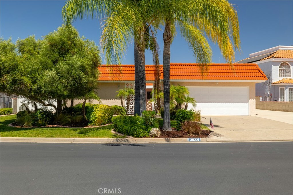 Property Photo: 30221 Lands End Place CA 92587