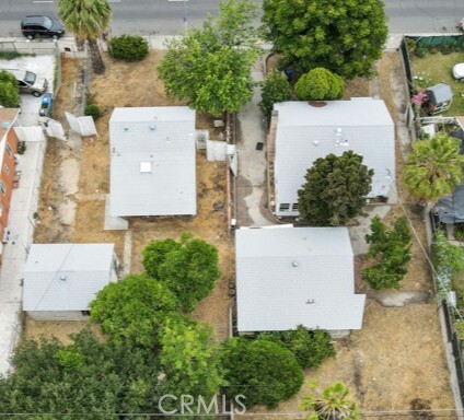 Property Photo:  15214 Saticoy Street  CA 91405 
