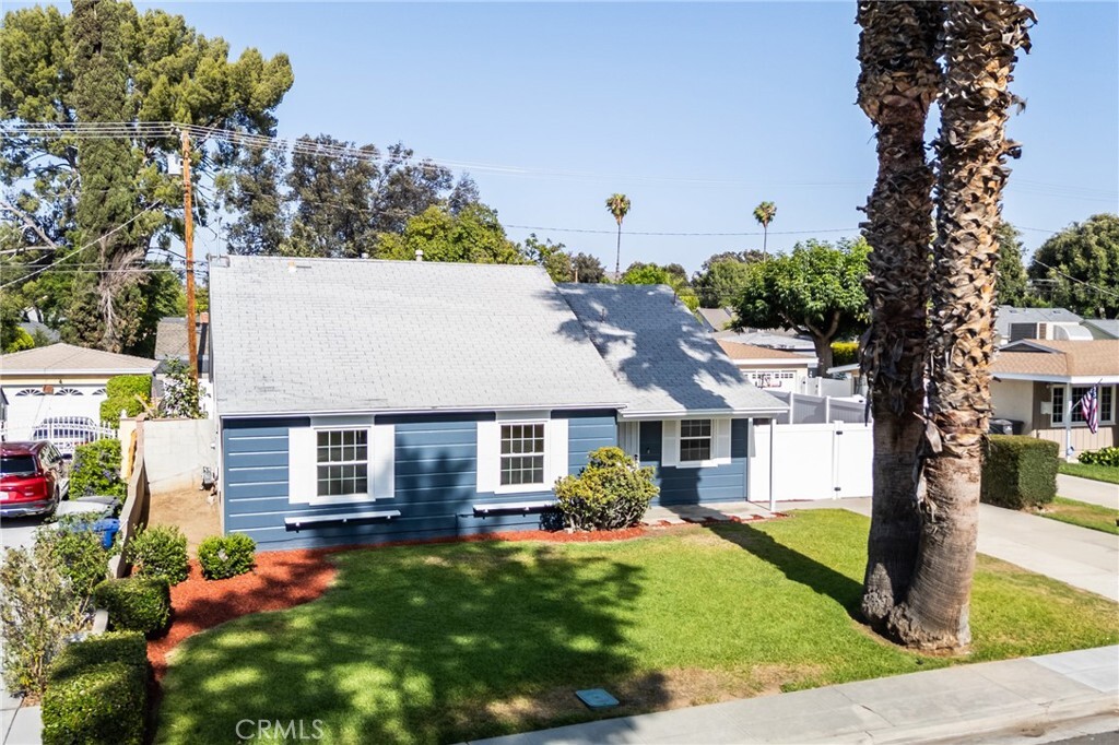 Property Photo: 6792 Rainier Court CA 92506