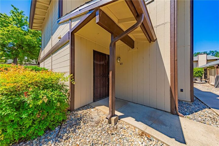 Property Photo:  49400 River Park Road 45  CA 93644 
