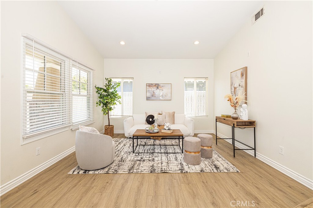 Property Photo: 4158 Larchwood Place CA 92506