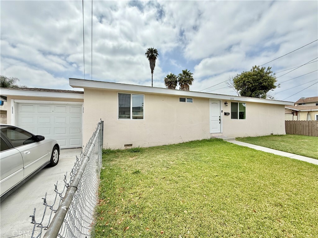 Property Photo: 20735 Roseton Avenue CA 90715