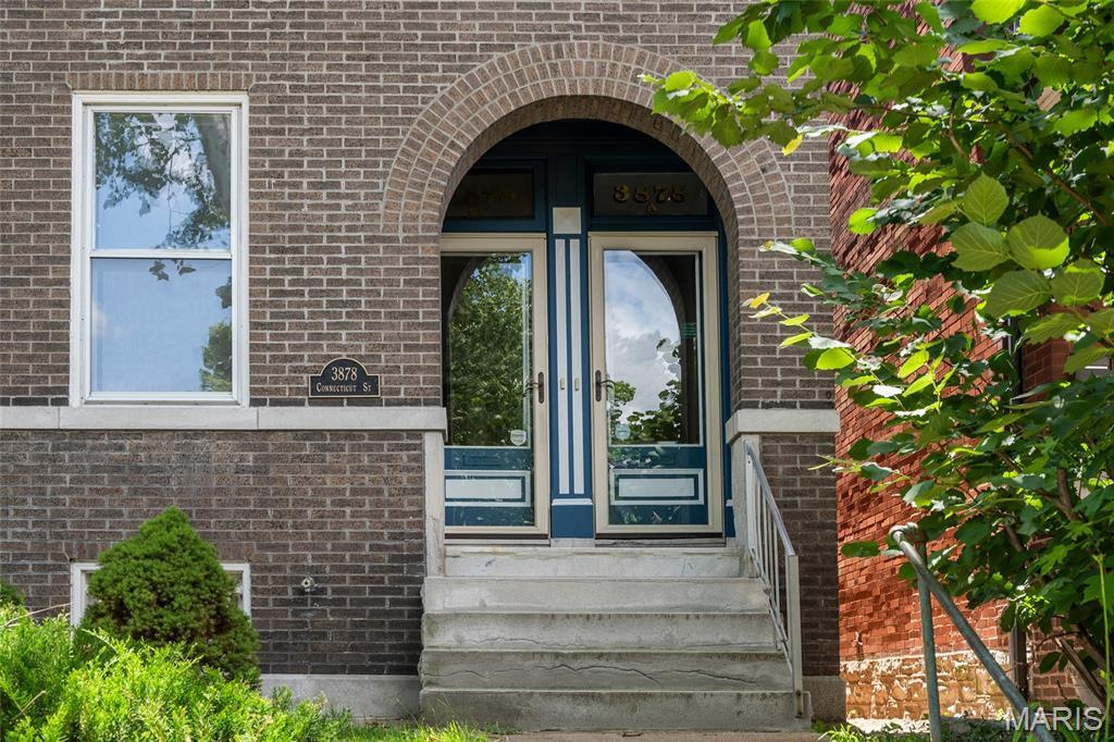 Property Photo:  3878 Connecticut Street  MO 63116 
