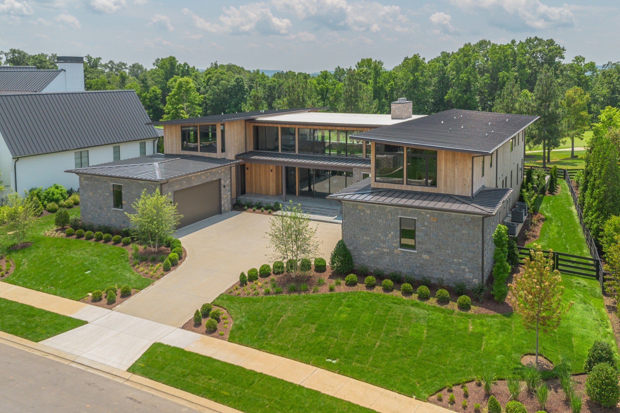 Property Photo: 8005 Backwoods Dr TN 37046
