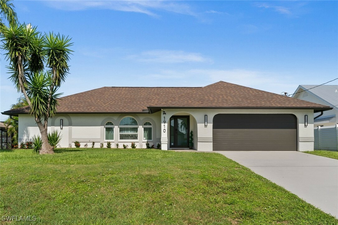 Property Photo: 1910 SE 10th Place FL 33990