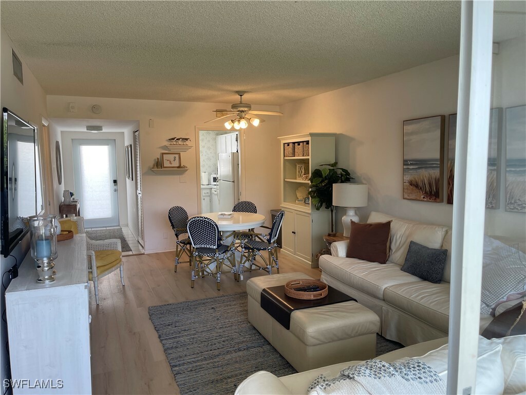 Property Photo:  440 Broad Avenue S H440  FL 34102 