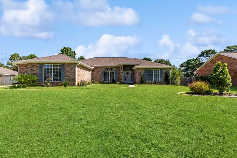 Property Photo: 6546 Bellingham Street FL 32566