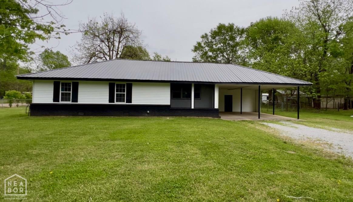 Property Photo: 417 W Forrest AR 72401