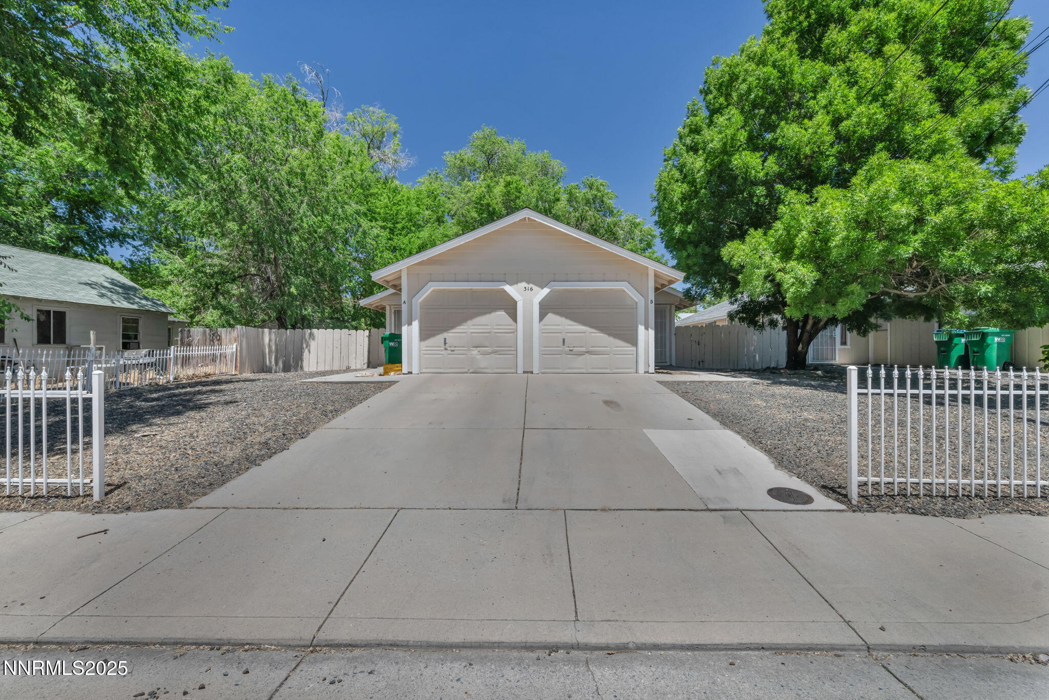 Property Photo: 316 Corbett Street NV 89706