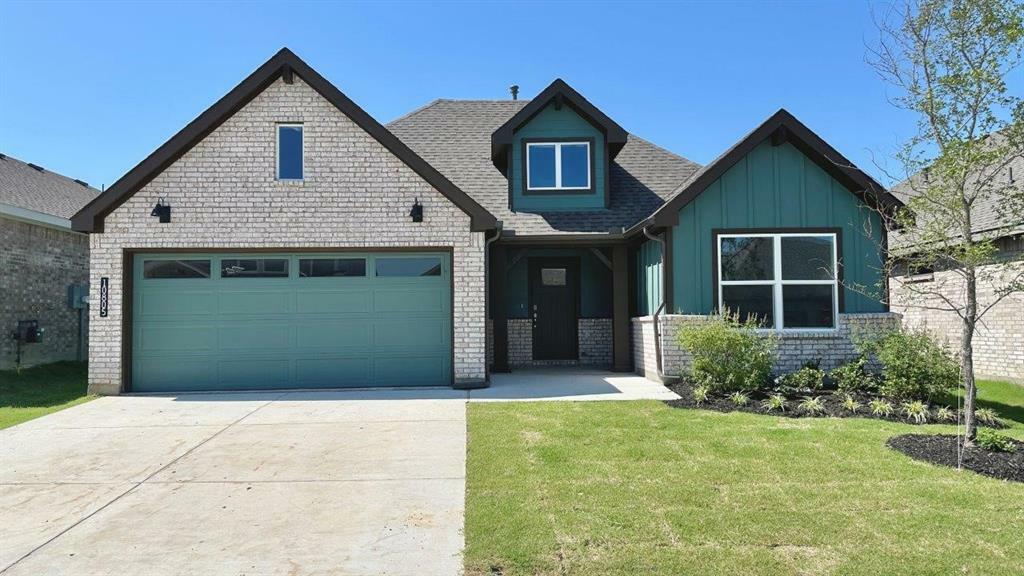 Property Photo: 10805 Black Onyx Drive TX 76036