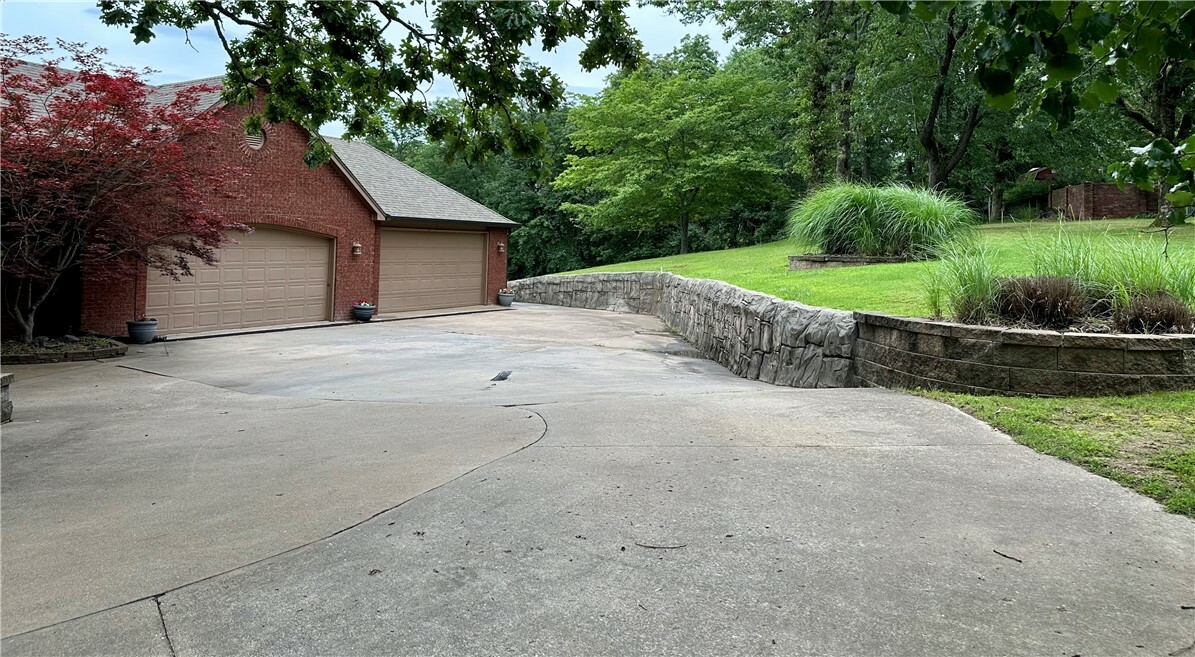 Property Photo: 9364 Everest Place AR 72756