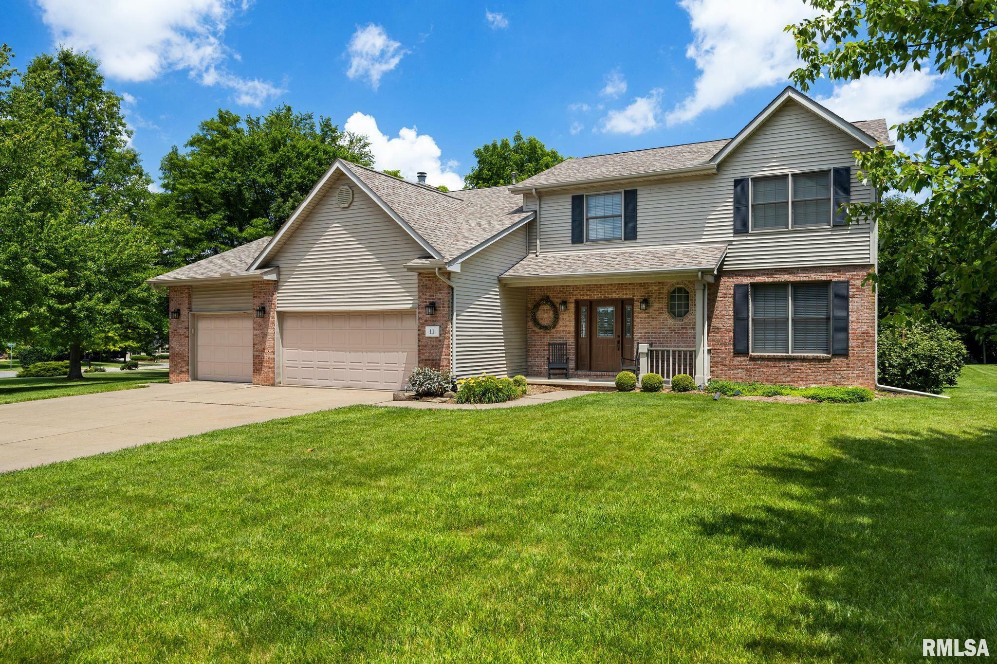 Property Photo: 11 Lahood Lane IL 61571