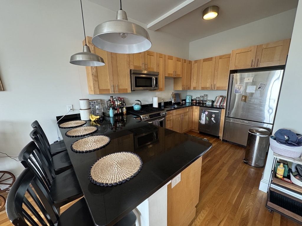 Property Photo:  80 Webster Ave. 3D  MA 02143 