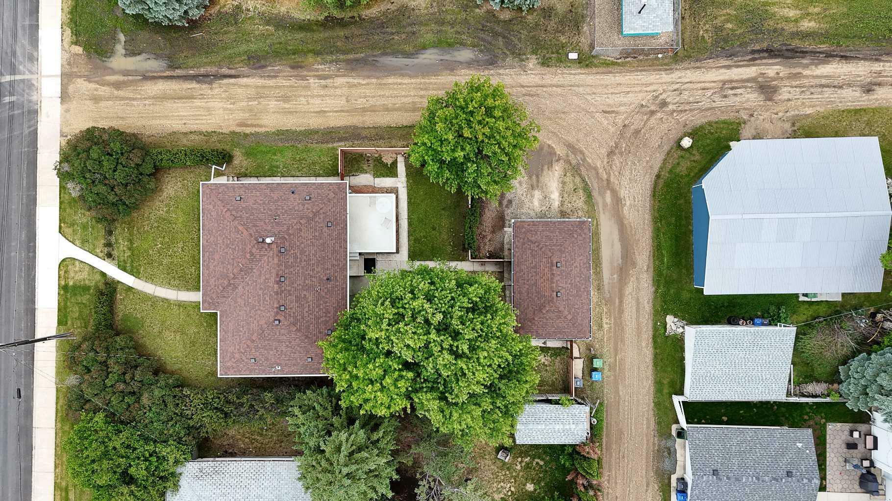 Photo de la propriété: 5701 57 Street AB T4N 2L2