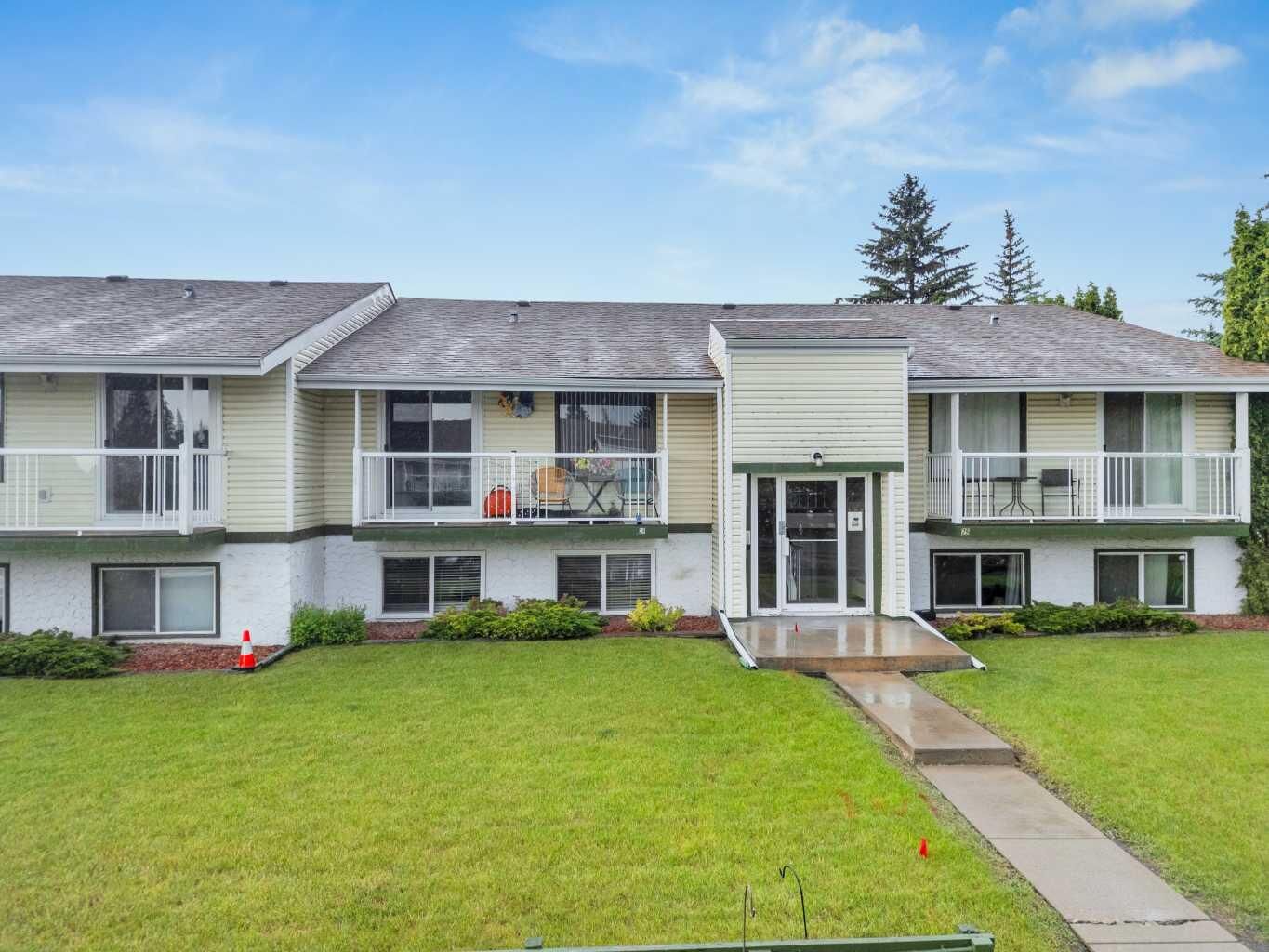 Property Photo: 11 Stanton Street 26 AB T4N 0B9