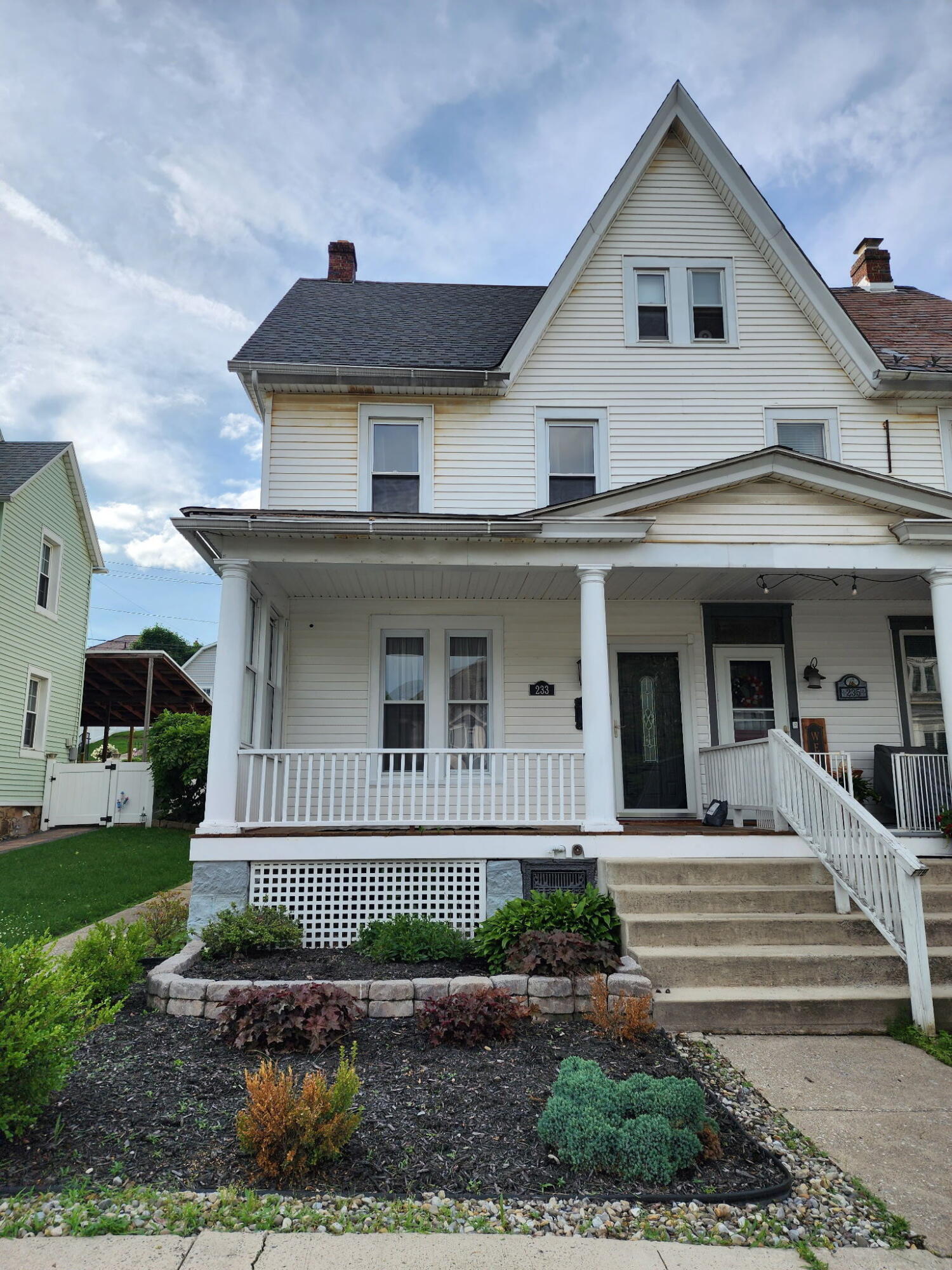Property Photo:  233 Lafayette Avenue  PA 18071 