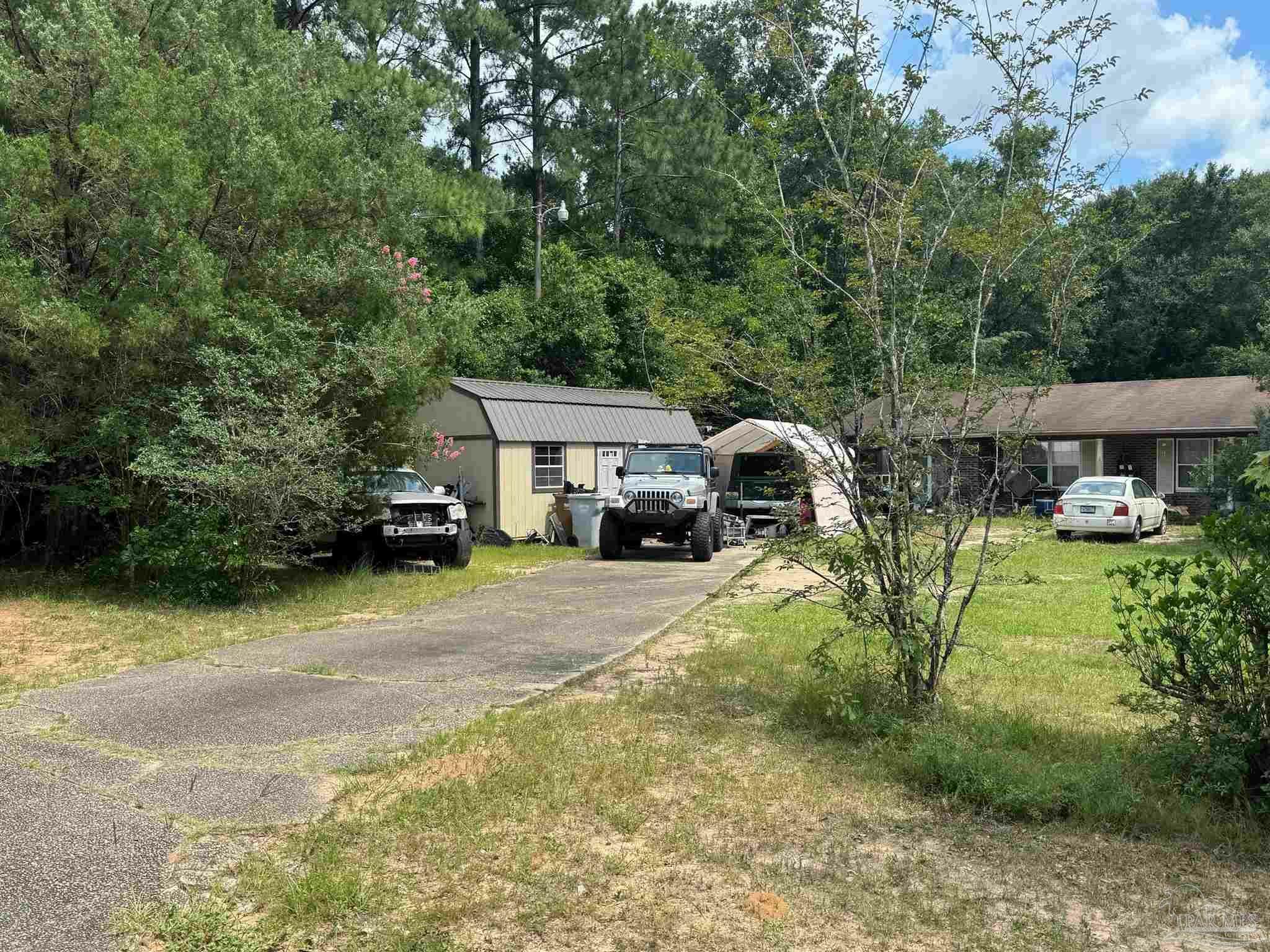 Property Photo: 3455 Smyer Dr FL 32571