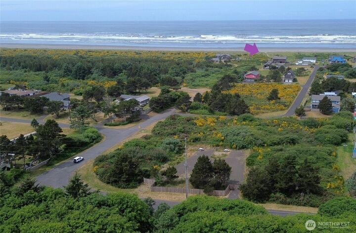 Property Photo: 967 State Route 105 WA 98547