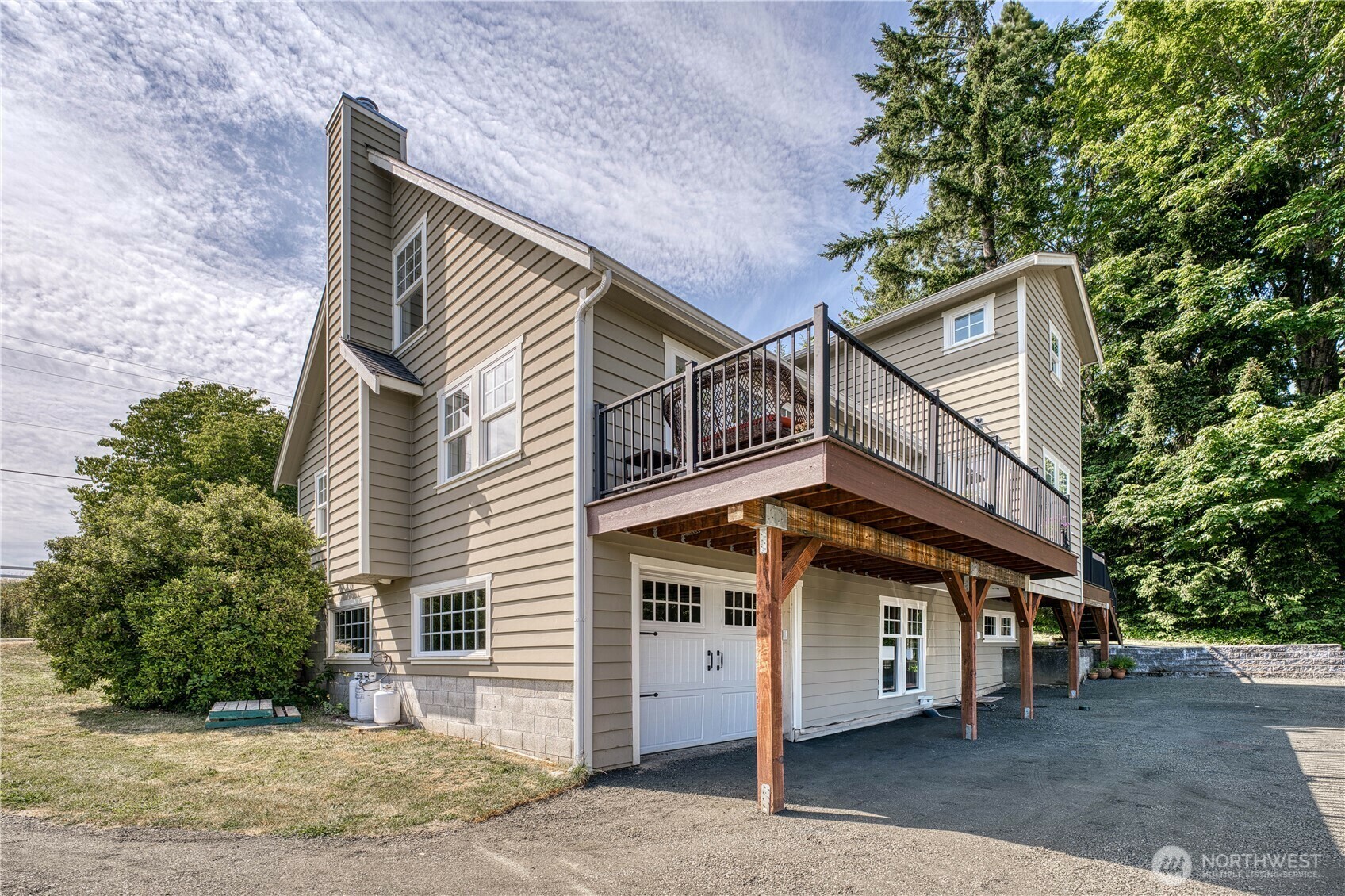 Property Photo: 7021 Beach Drive E WA 98366
