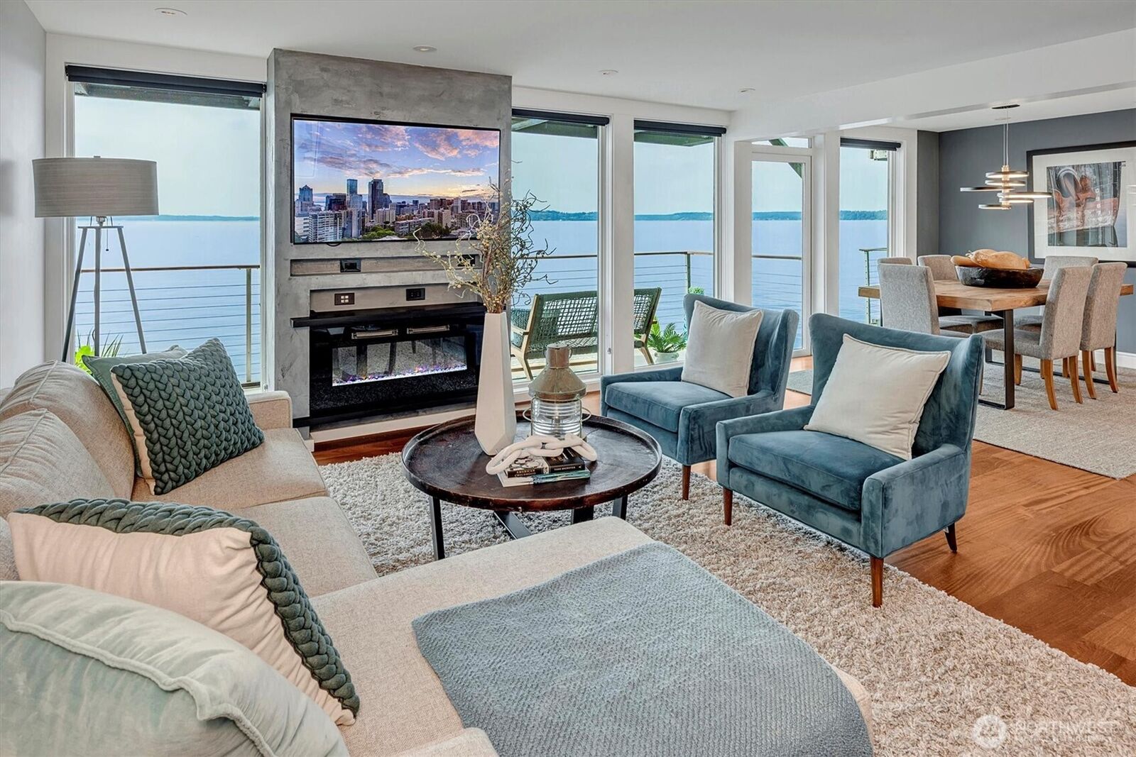 Property Photo: 3717 Beach Drive SW 207 WA 98116