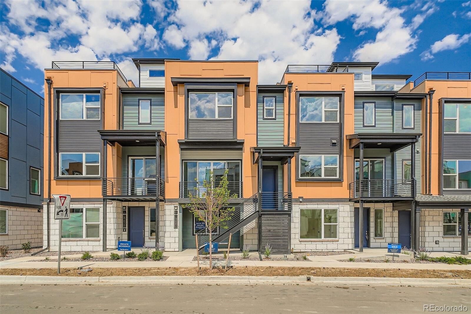 Property Photo:  815 Josephine Way  CO 80027 