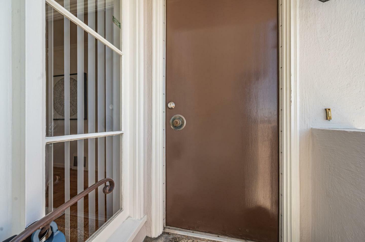 Property Photo:  319 Sweeny Street  CA 94134 