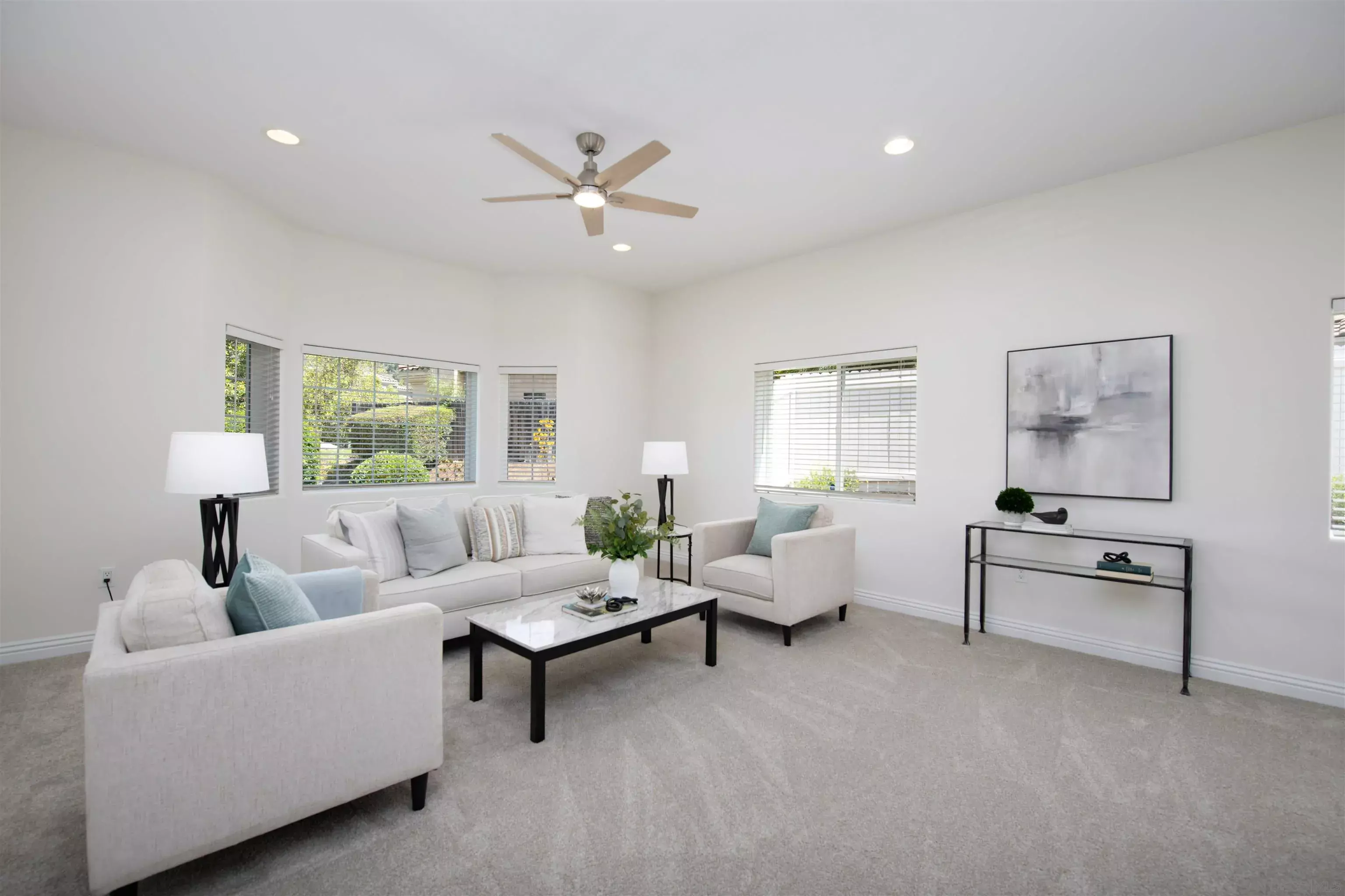 Property Photo: 1718 Dancer Pl CA 92026