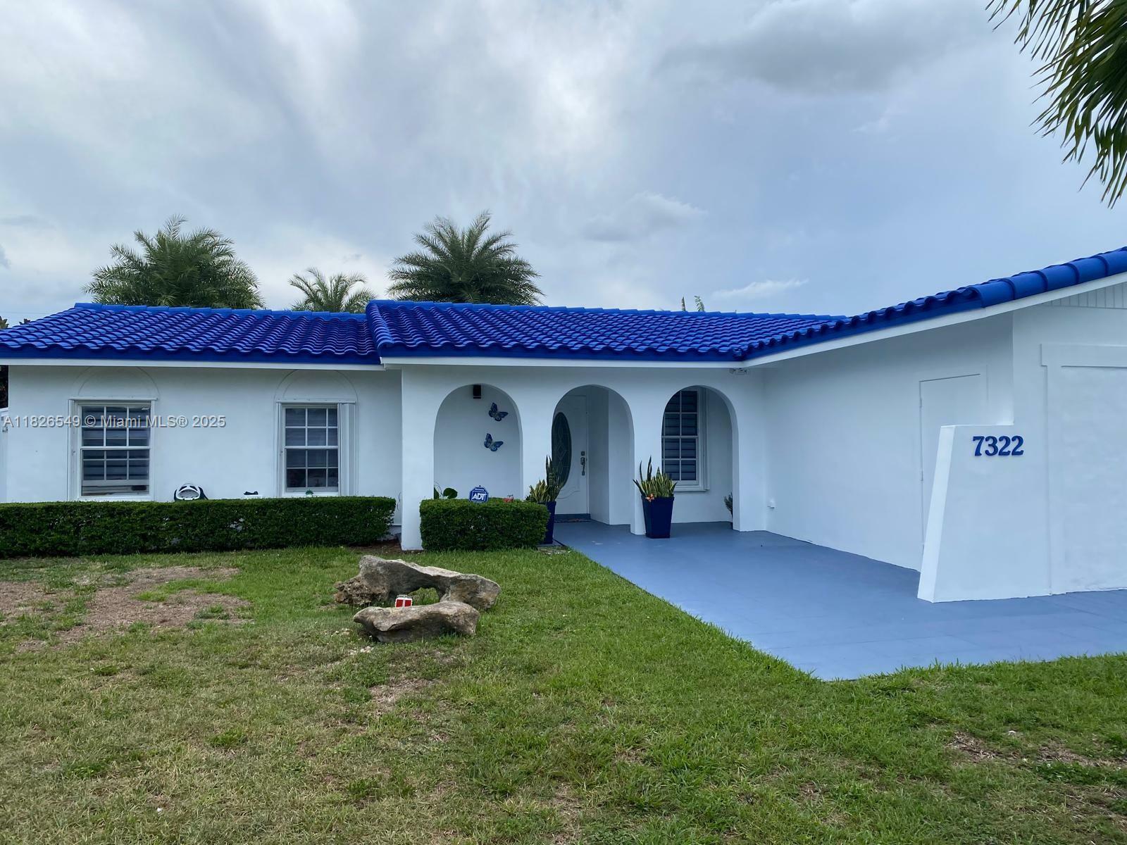 7322 SW 134th Pl  Miami FL 33183 photo