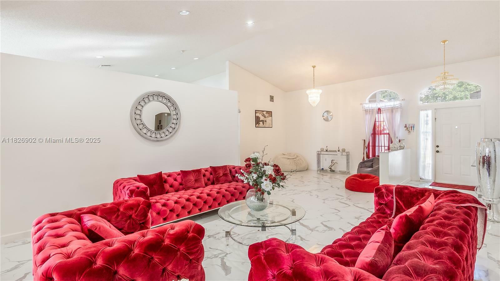 Property Photo: 1720 SW 137th Way FL 33027