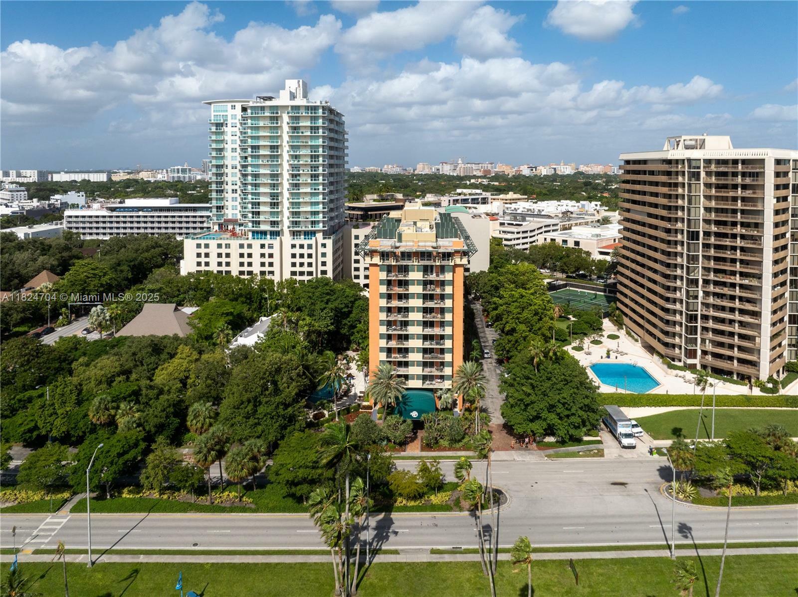 Property Photo: 2951 S Bayshore Dr 717 FL 33133
