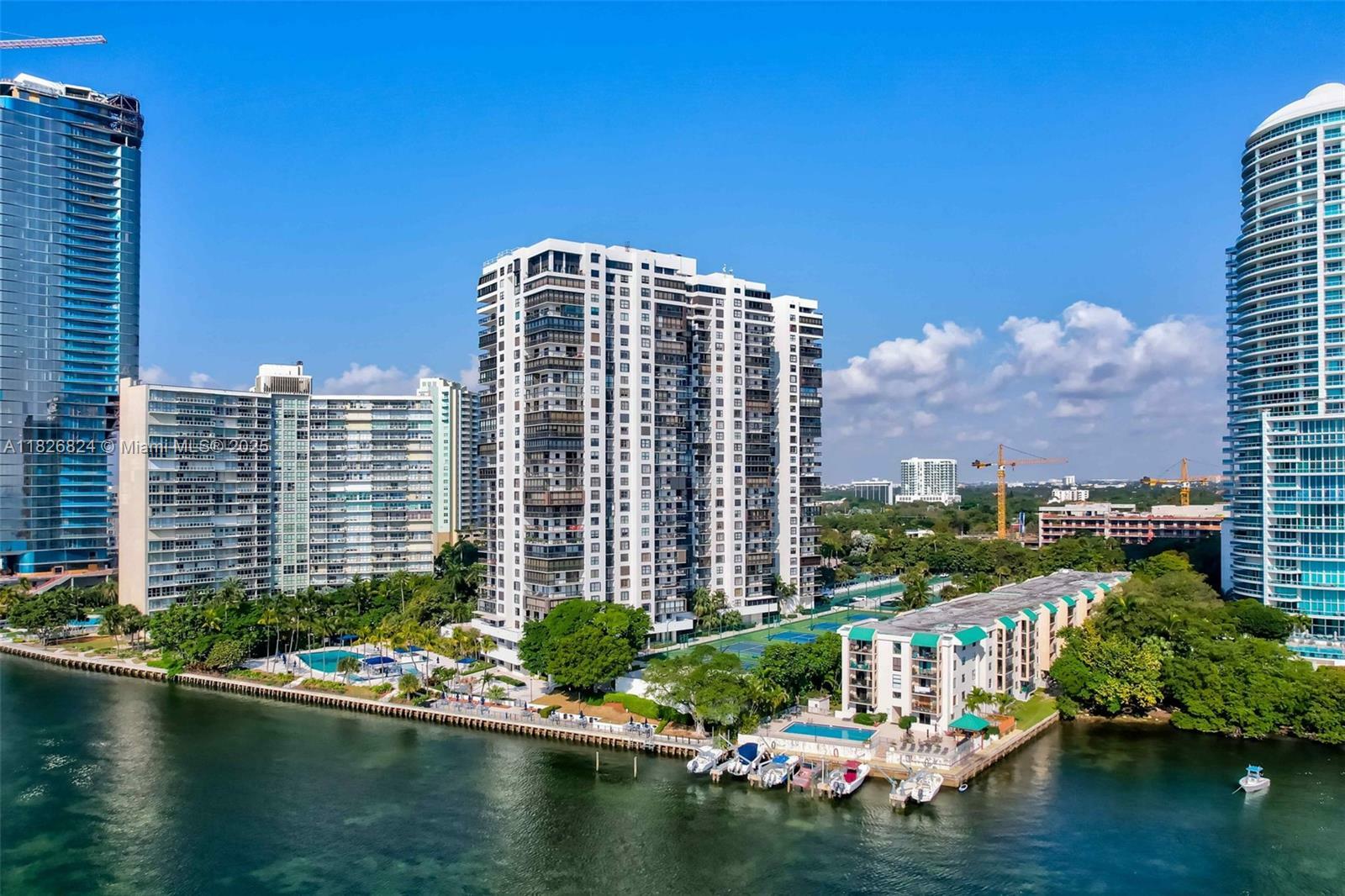 Property Photo: 2333 Brickell Ave 1701 FL 33129