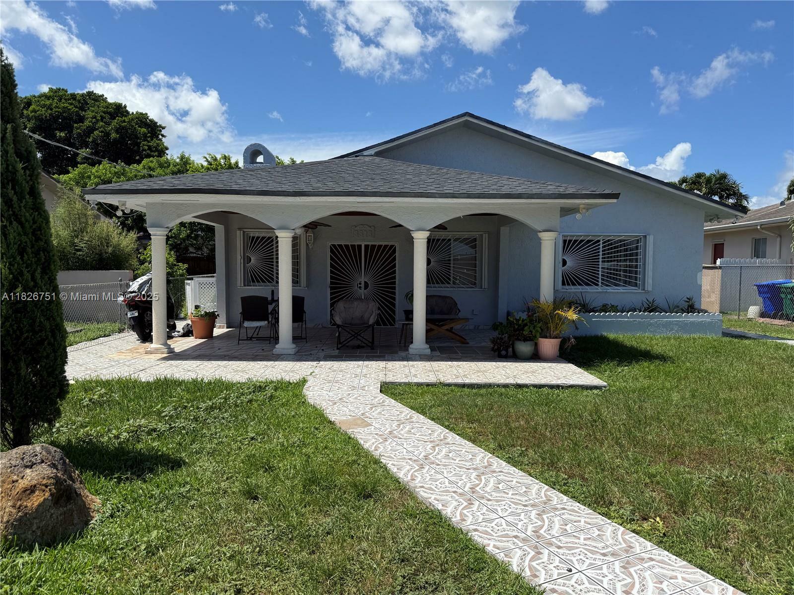 Property Photo: 3513 SW 4th St 1 FL 33135