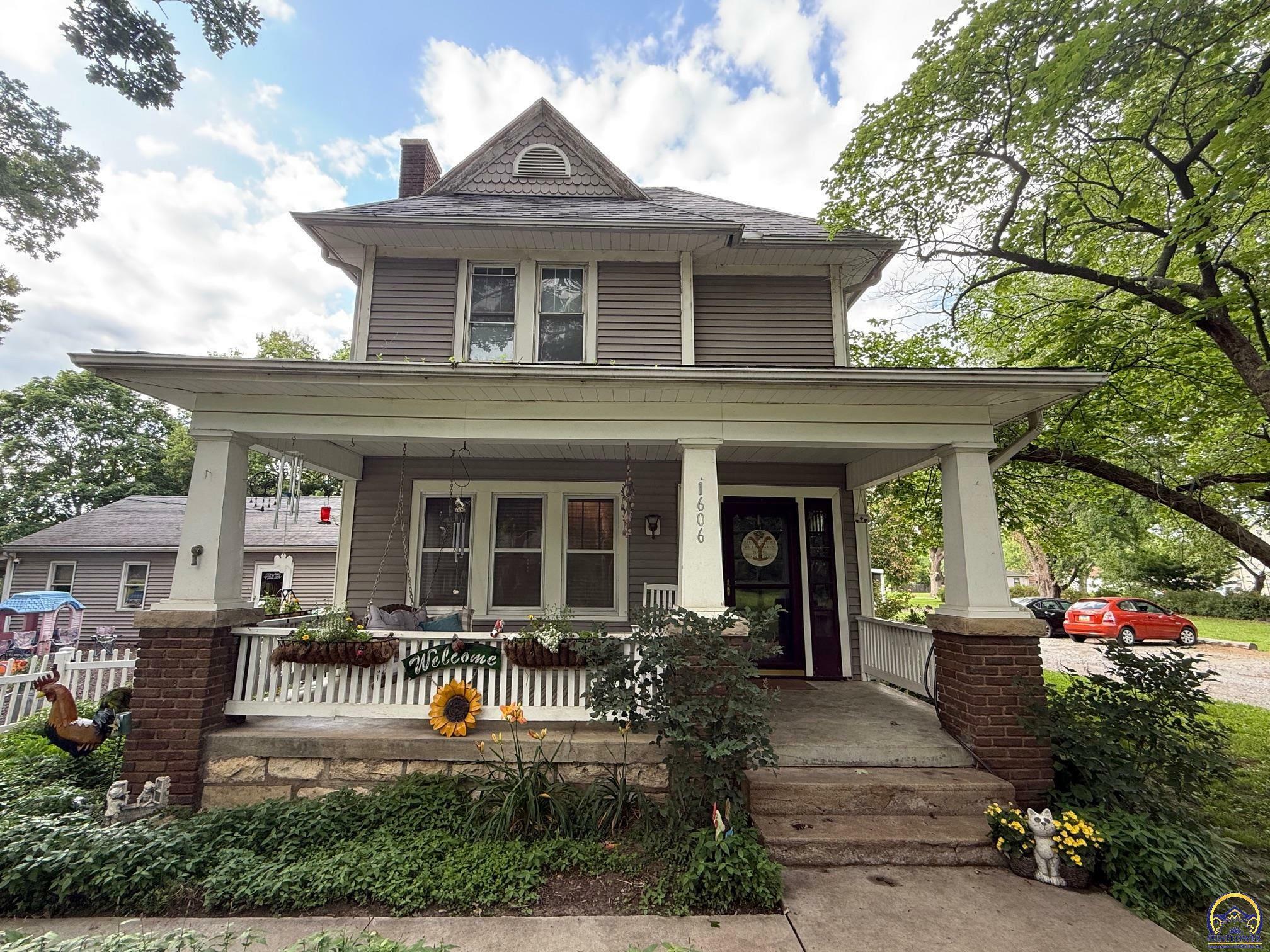 1606 NW Lower Silver Lake Rd  Topeka KS 66608 photo