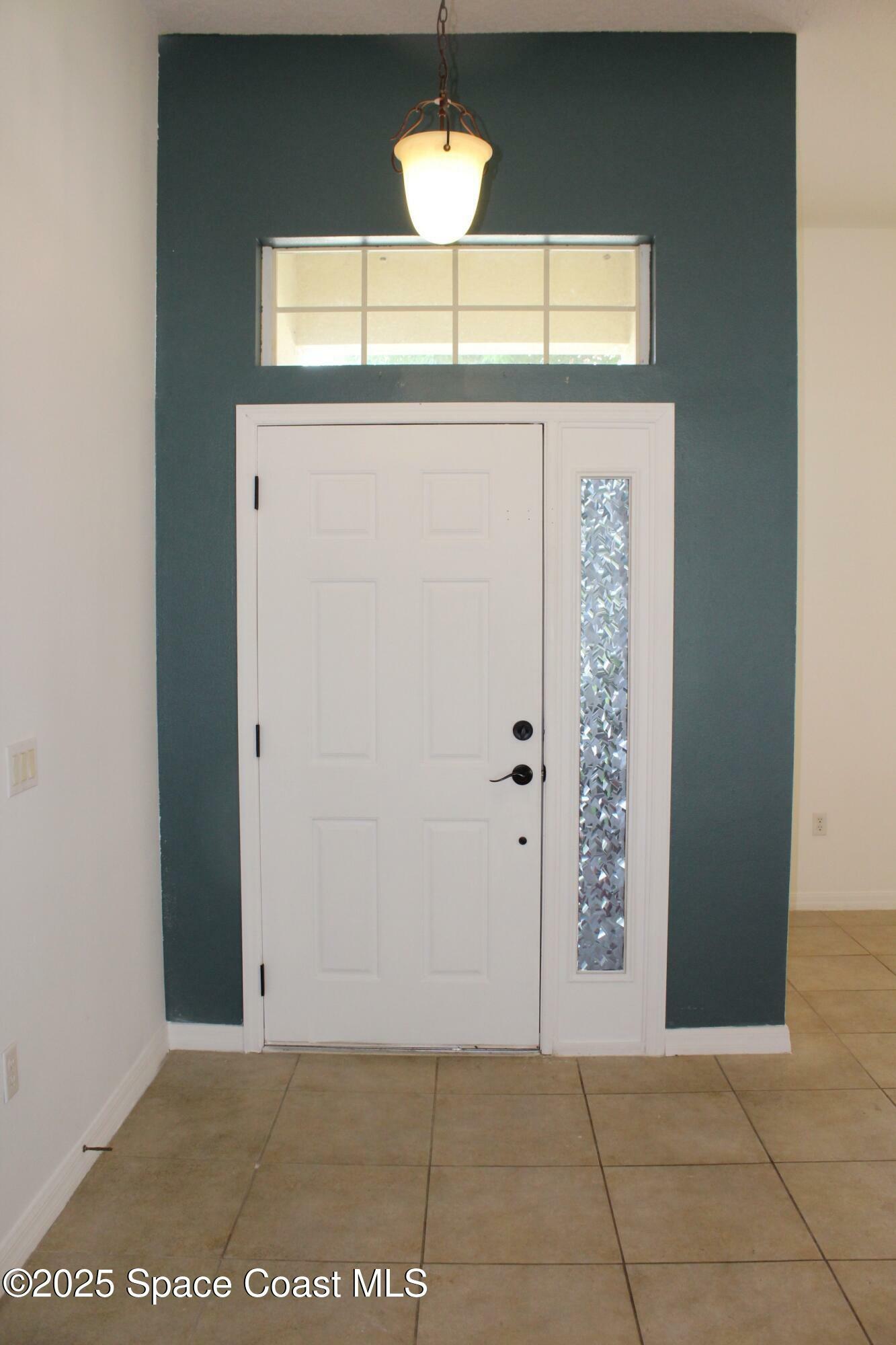 Property Photo: 3819 Wood Thrush Drive FL 34744