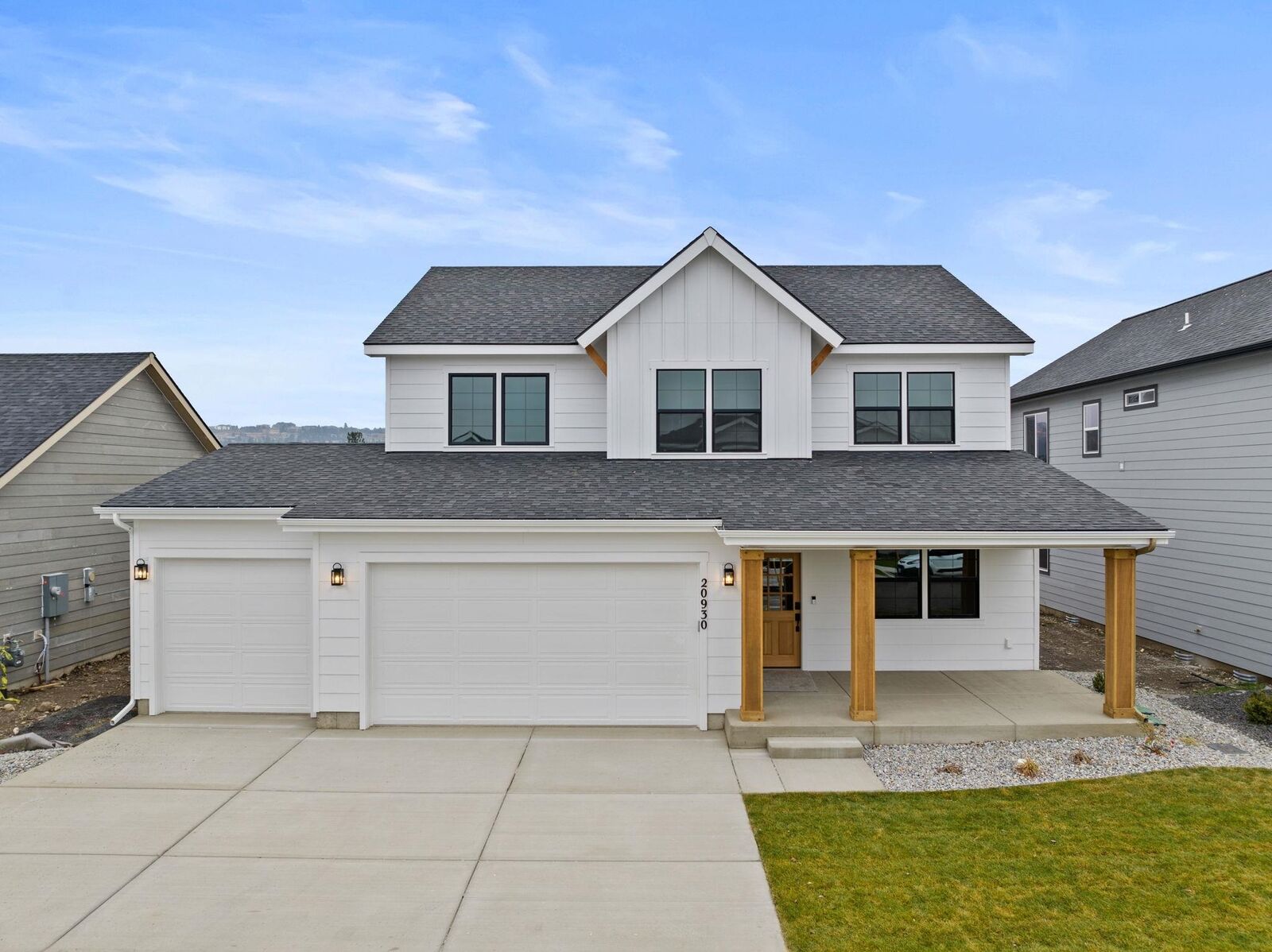 Property Photo:  1747 N Umatilla St  WA 99019 