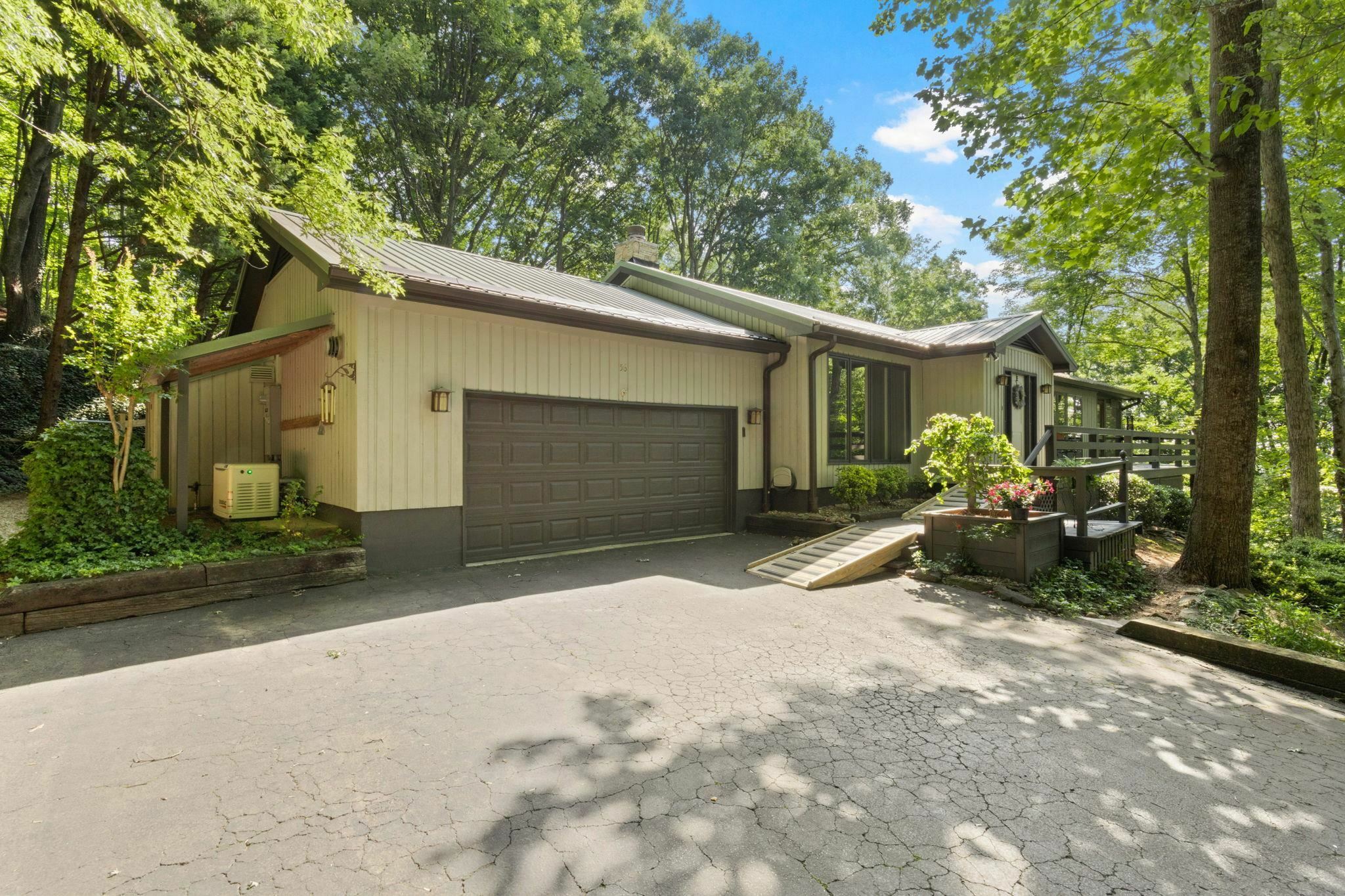 Property Photo: 56 Cardinal Circle NC 28782