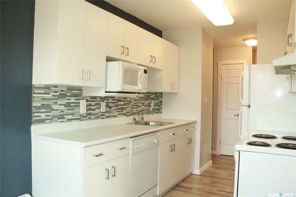 Property Photo: 3825 Luther Place 24 SK S7H 4B1