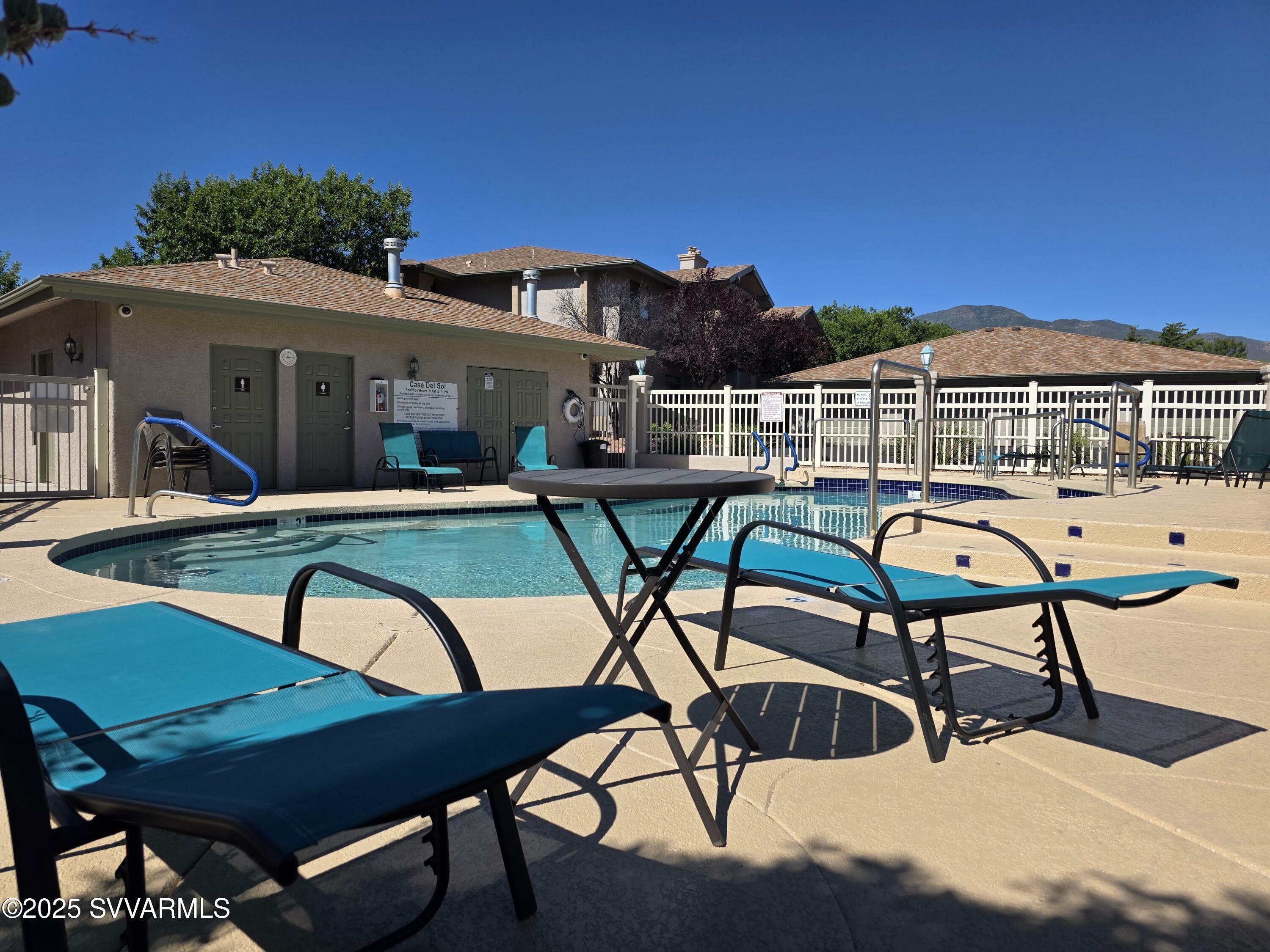 Property Photo: 985 E Mingus Ave 123 AZ 86326