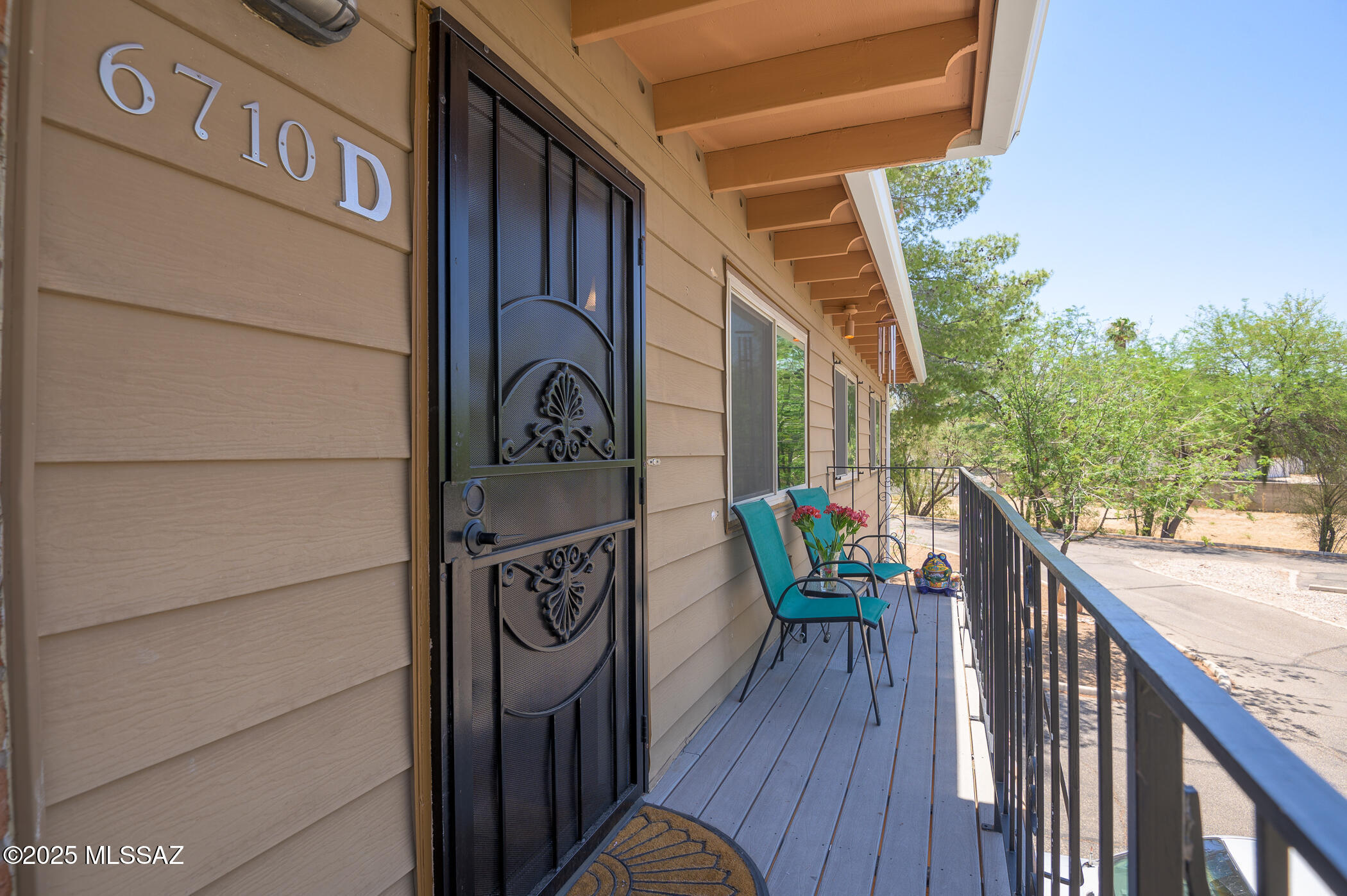 Property Photo: 6710 E Calle La Paz Unit D AZ 85715