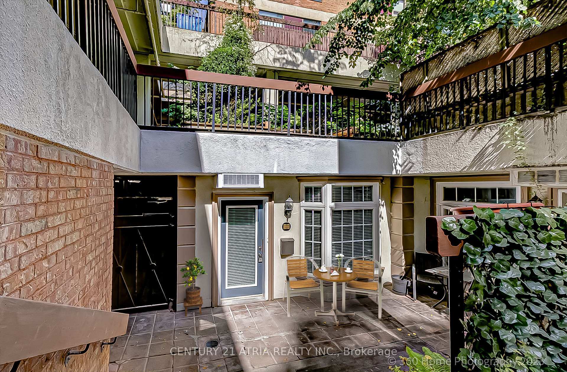 Photo de la propriété: 78 St Patrick Street 158 ON M5T 3K8