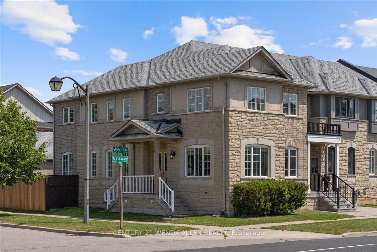 Photo de la propriété:  1 Ayhart Street  ON L6E 1H7 