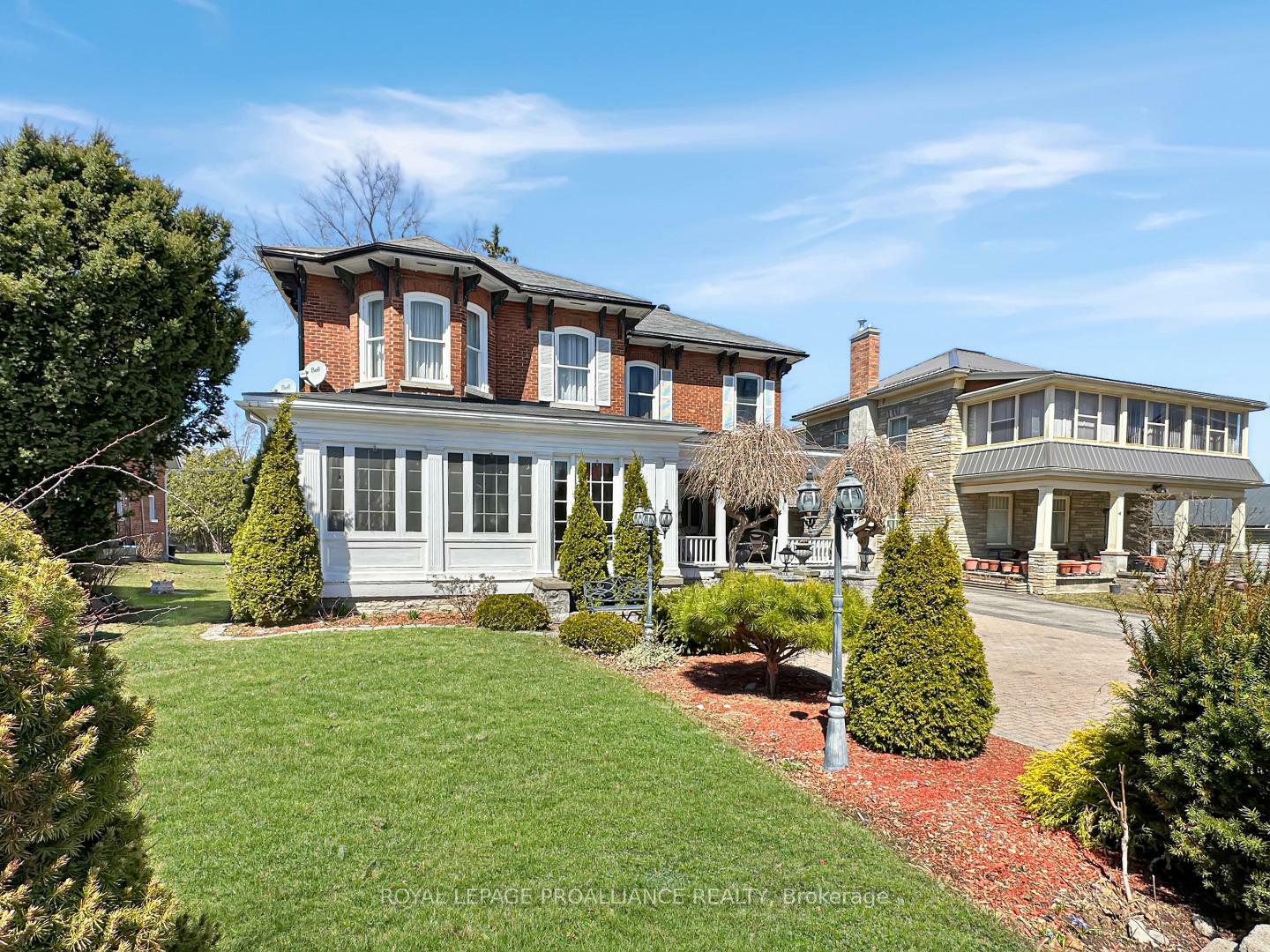 Property Photo:  52 West Front Street  ON K0K 3E0 