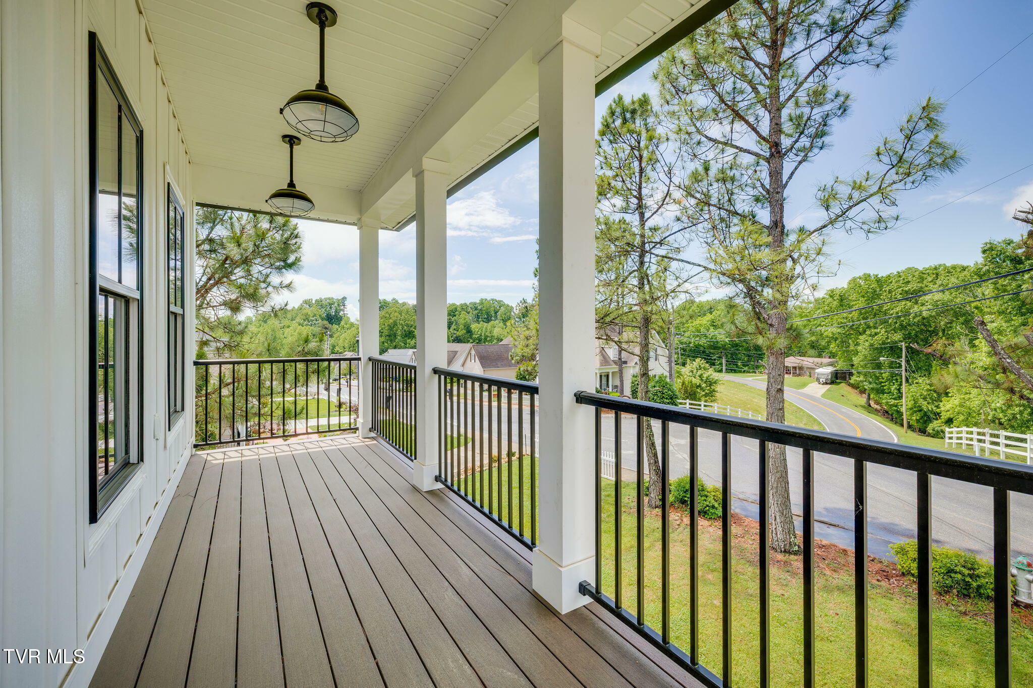 Property Photo:  2009 Idle Hour Road  TN 37660 