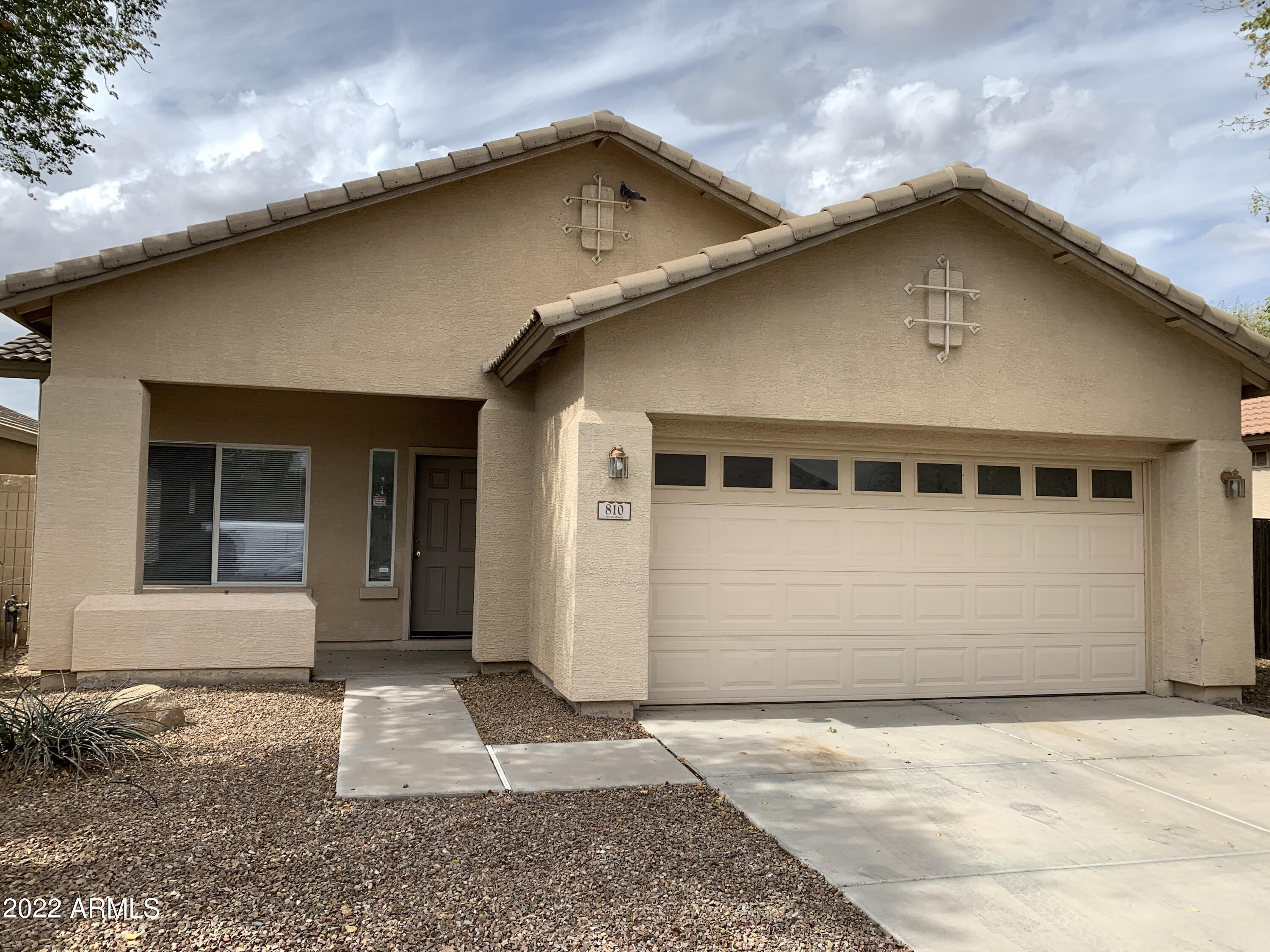 Property Photo: 810 S 124th Avenue AZ 85323