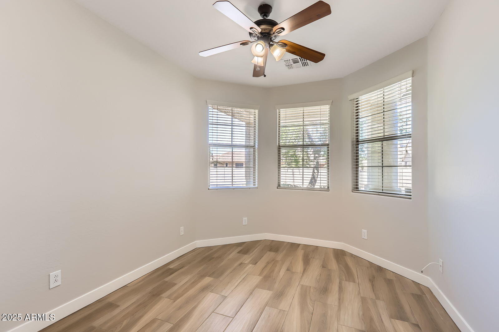 Property Photo: 2863 N 152nd Avenue AZ 85395