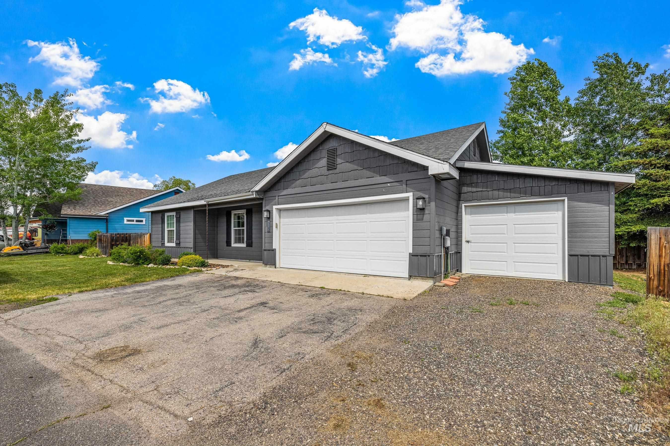 Property Photo:  413 Margaret Way  ID 83638 