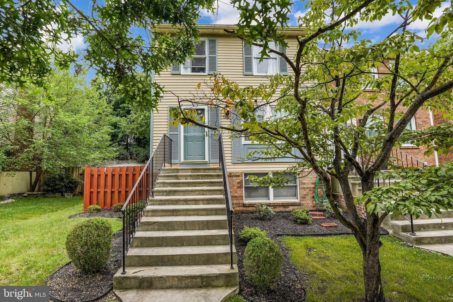 Property Photo: 5326 Larochelle Court VA 22315